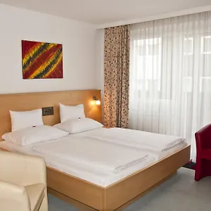 Lenas Hotel